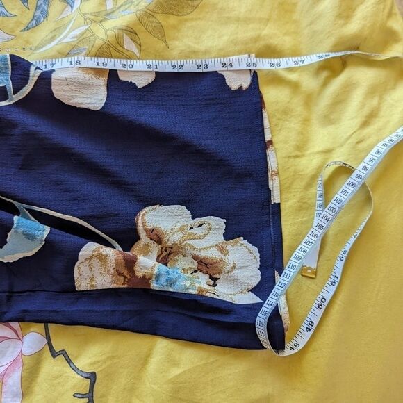 Davi and Dani spaghetti strap navy blue floral jumpsuit NWT large - Picture 5 of 8